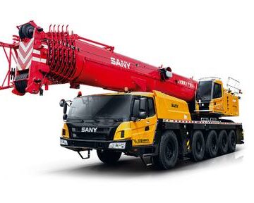 Below 200T All-terrain Crane